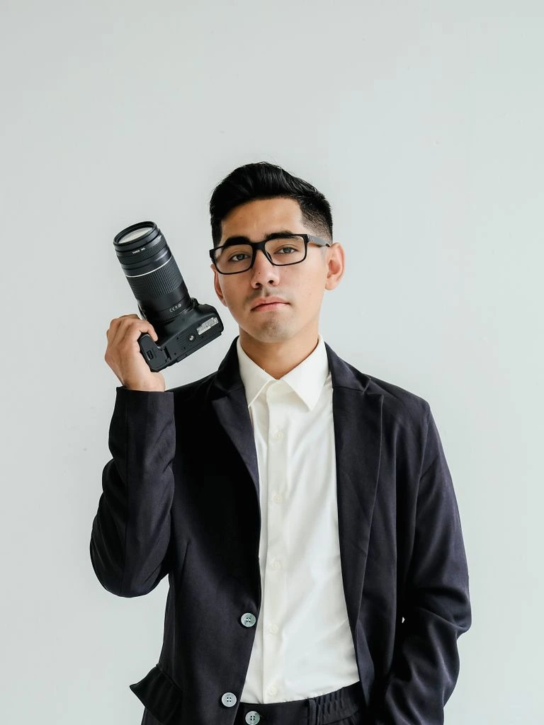 Portrait of creative technologist Mateo Reyes