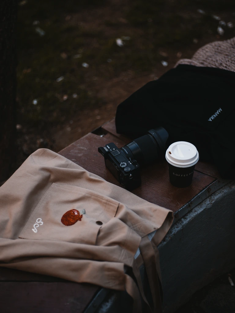 Moinho coffee subscription packaging, kraft paper with black ink label